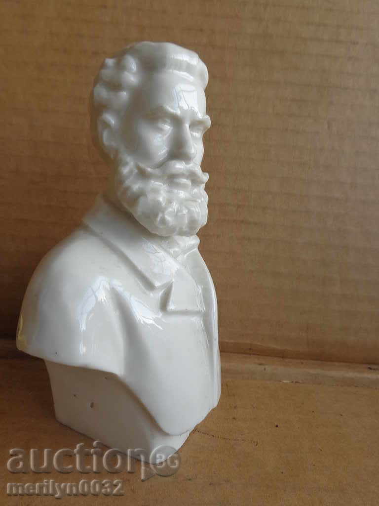 Bust Hristo Botev figure statuette wounded social porcelain NRB - 5 Bust Hristo Botev figure statuette wounded social porcelain NRB - 5