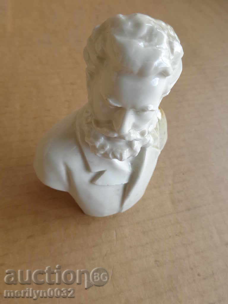 Bust Hristo Botev figure statuette wounded social porcelain NRB - 6 Bust Hristo Botev figure statuette wounded social porcelain NRB - 6