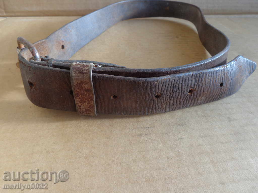 Soldier Belt of Reserve World War I Uniform - 7 Soldier Belt of Reserve World War I Uniform - 7