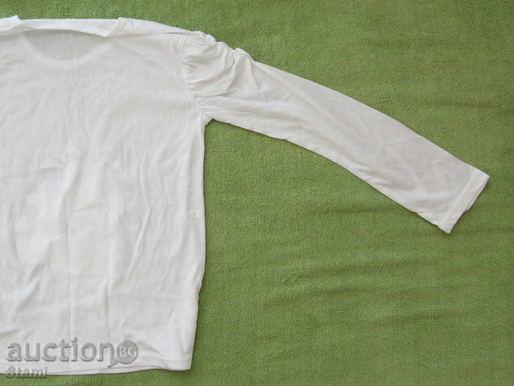 Фина бяла трикотажна блуза за момиче размер 140, нова - 6 Фина бяла трикотажна блуза за момиче размер 140, нова - 6