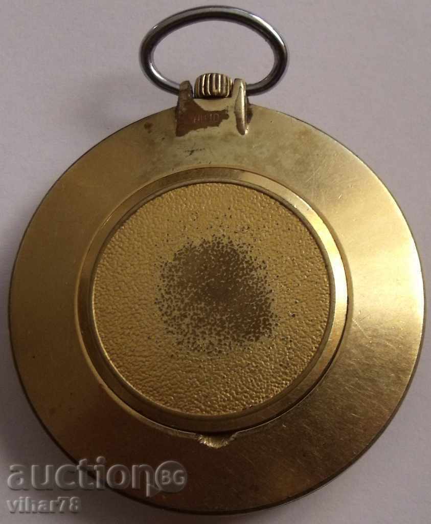Rachete placat cu aur - 6
