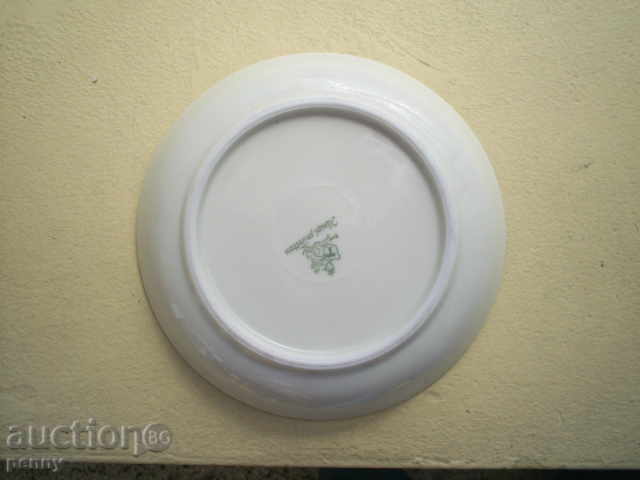 Delivery of BEAUTIFUL PORCELAIN BLACKBERRY, PEPPER Delivery of BEAUTIFUL PORCELAIN BLACKBERRY, PEPPER