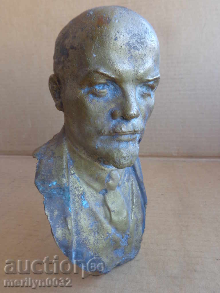 Bronze Bust of Lenin, figure plastic statuette propaganda