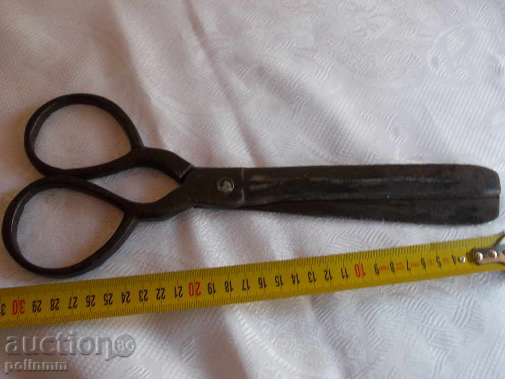 Great old scissors with price 35.00 BGN | € 17.90