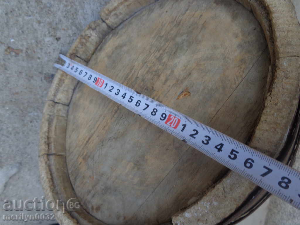 Auction Butter churn, wood, wooden Auction Butter churn, wood, wooden