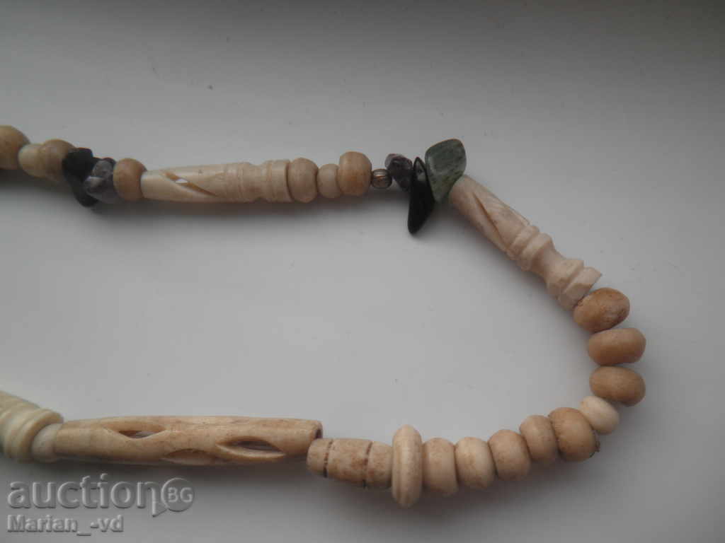 Delivery of Ivory necklace