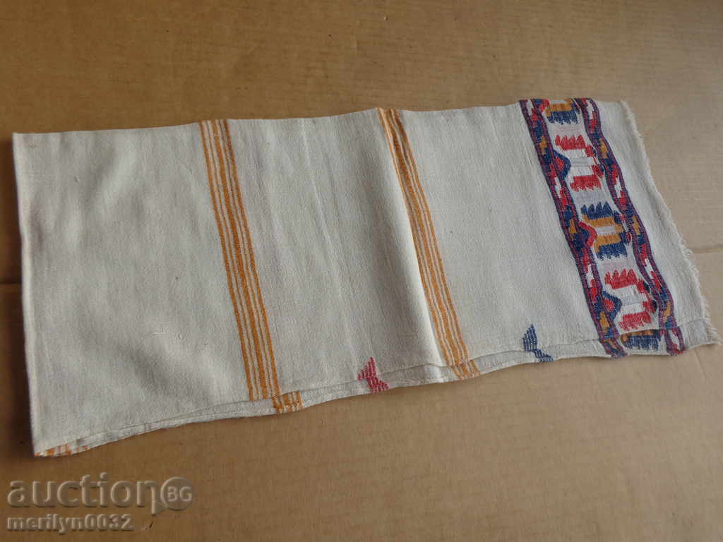 An old hand-woven cloth embroidery - 7 An old hand-woven cloth embroidery - 7