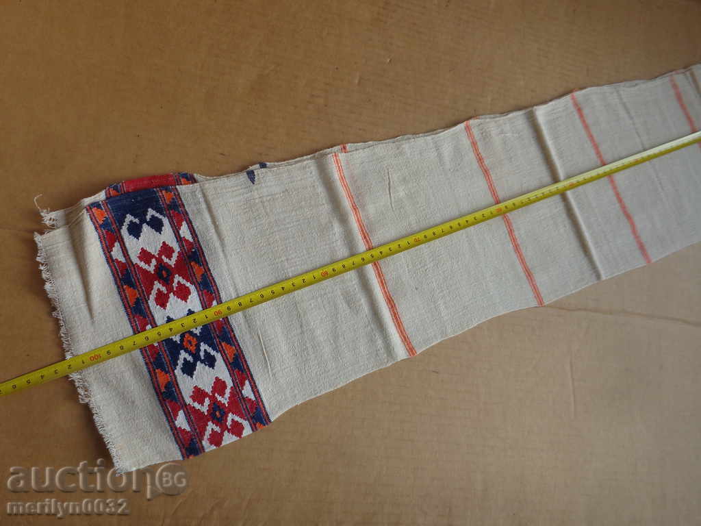 Auction An old hand-woven cloth embroidery Auction An old hand-woven cloth embroidery