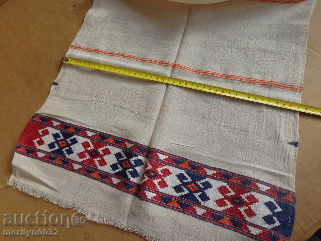 Delivery of An old hand-woven cloth embroidery Delivery of An old hand-woven cloth embroidery