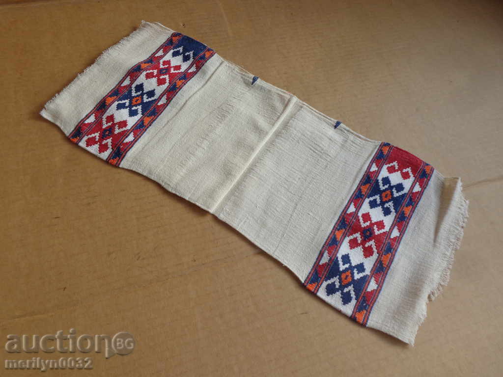 An old hand-woven cloth embroidery - 7 An old hand-woven cloth embroidery - 7