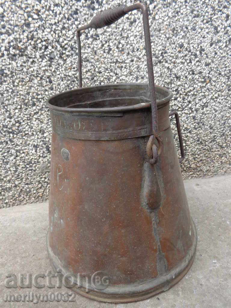 A barley measure for the brandy 1925on a jug kettle a baker copper pot bucket - 6 A barley measure for the brandy 1925on a jug kettle a baker copper pot bucket - 6