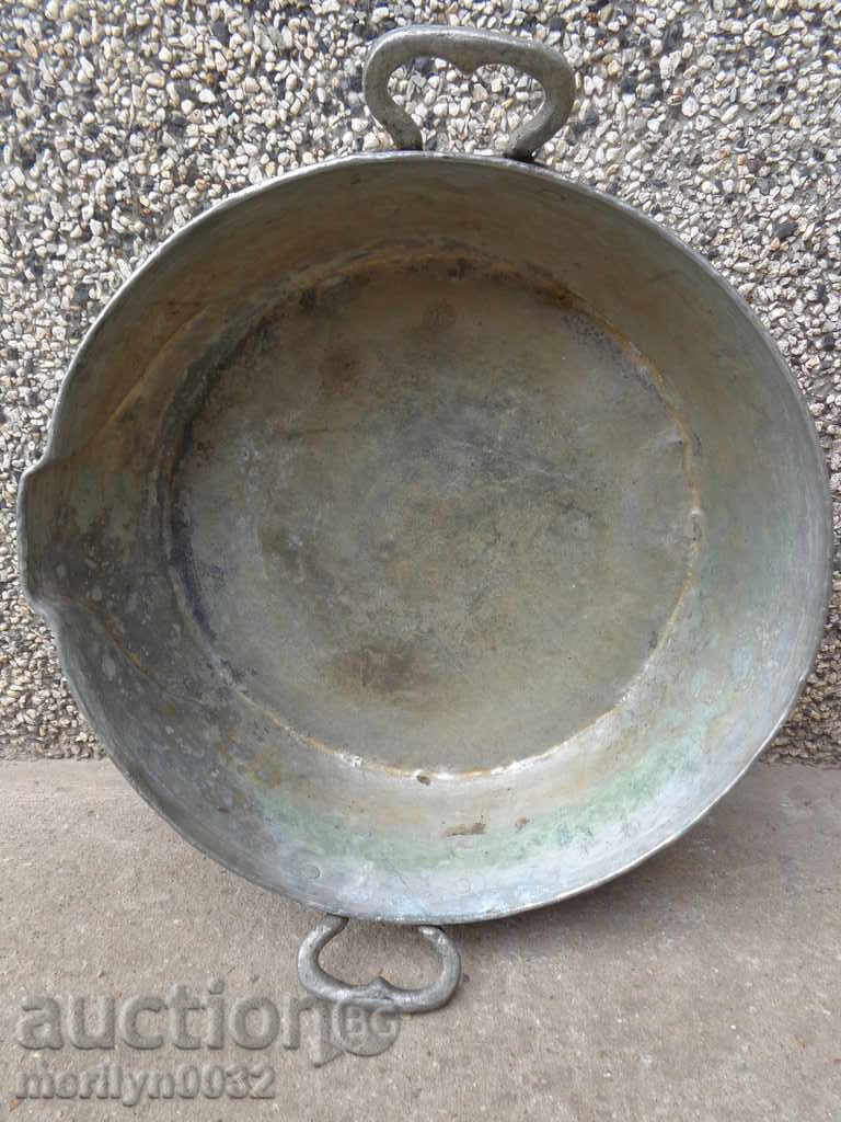 Old copper tray, sahane, baker, tray, tray with price 108.00 BGN | € 55.22 Old copper tray, sahane, baker, tray, tray with price 108.00 BGN | € 55.22