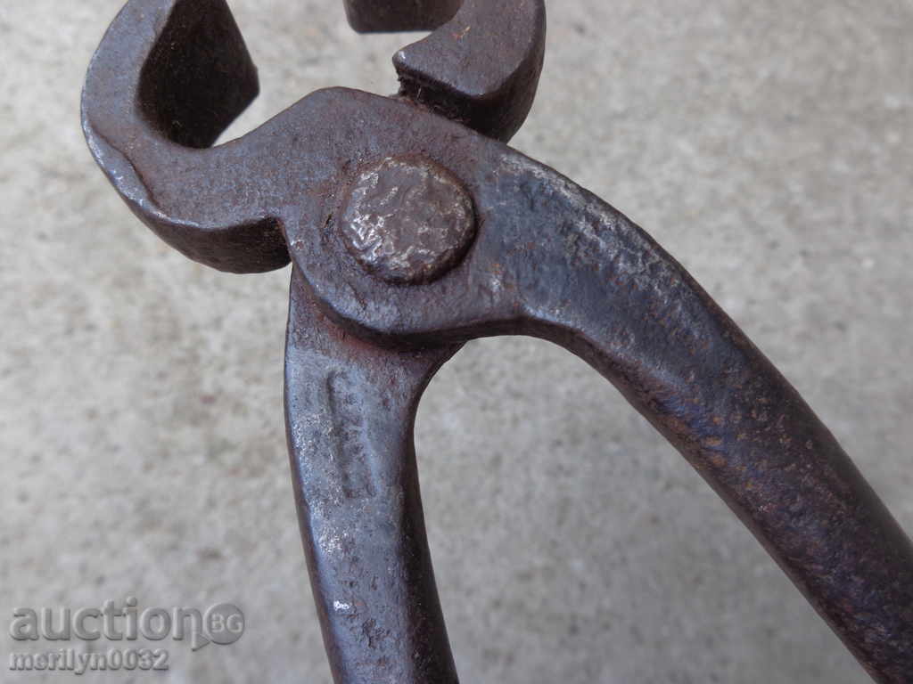 Ancient primitive crumpled keretten pliers in the 20th century - 5 Ancient primitive crumpled keretten pliers in the 20th century - 5