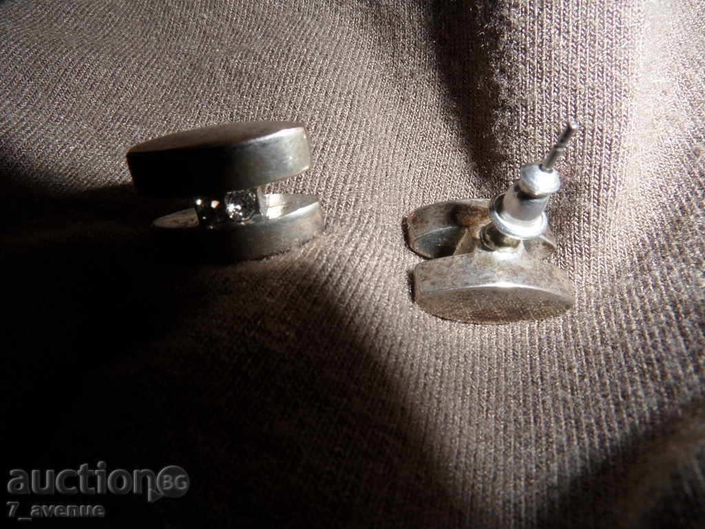 Argint cu pietricele cercelul și șuruburi 12/8/5 mm cu preț 1.99 BGN | € 1.02 Argint cu pietricele cercelul și șuruburi 12/8/5 mm cu preț 1.99 BGN | € 1.02