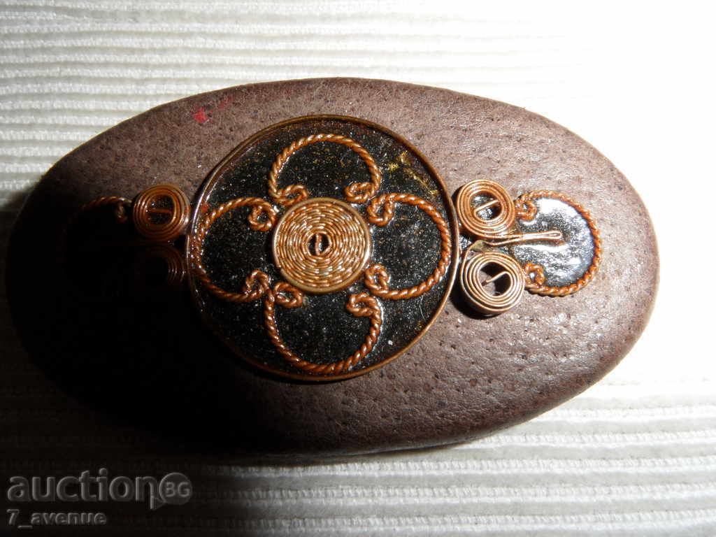 Delivery of BROWSE - leather and metal, very beautiful 60/35 mm Delivery of BROWSE - leather and metal, very beautiful 60/35 mm