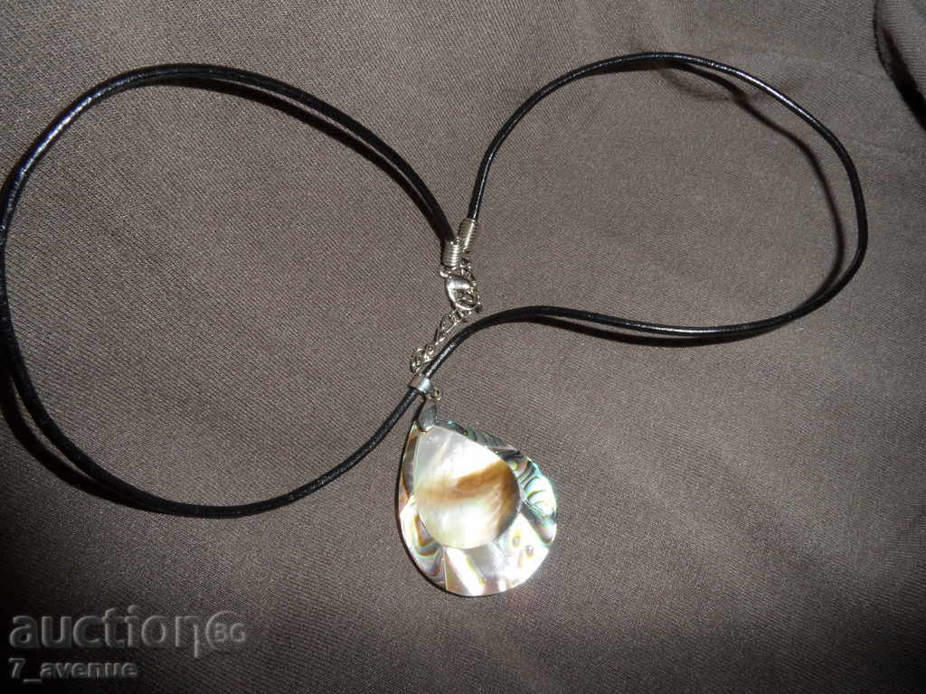 WHITE HONEY, very beautiful 37/28 mm with price 9.99 BGN | € 5.11 WHITE HONEY, very beautiful 37/28 mm with price 9.99 BGN | € 5.11