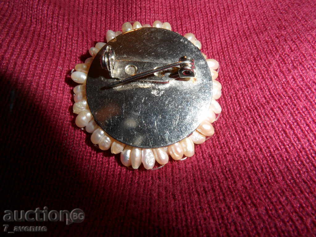 BROWN WITH NATURAL PELLETS DIAM.35 mm WONDERFUL! with price 49.00 BGN | € 25.05