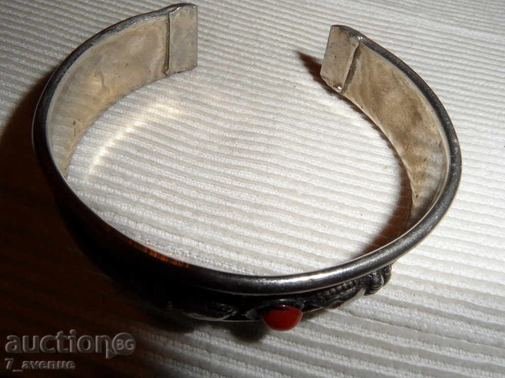 GRAVEN open with stone width.14 mm WONDERFUL! with price 39.99 BGN | € 20.45 GRAVEN open with stone width.14 mm WONDERFUL! with price 39.99 BGN | € 20.45