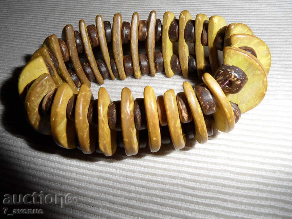 CROWN of coconut shell wide. 25 mm It's WONDERFUL! with price 12.99 BGN | € 6.64 CROWN of coconut shell wide. 25 mm It's WONDERFUL! with price 12.99 BGN | € 6.64