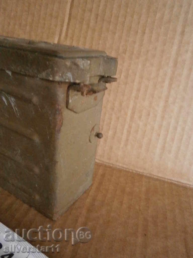 Auction a methane battery box for a radio station Auction a methane battery box for a radio station