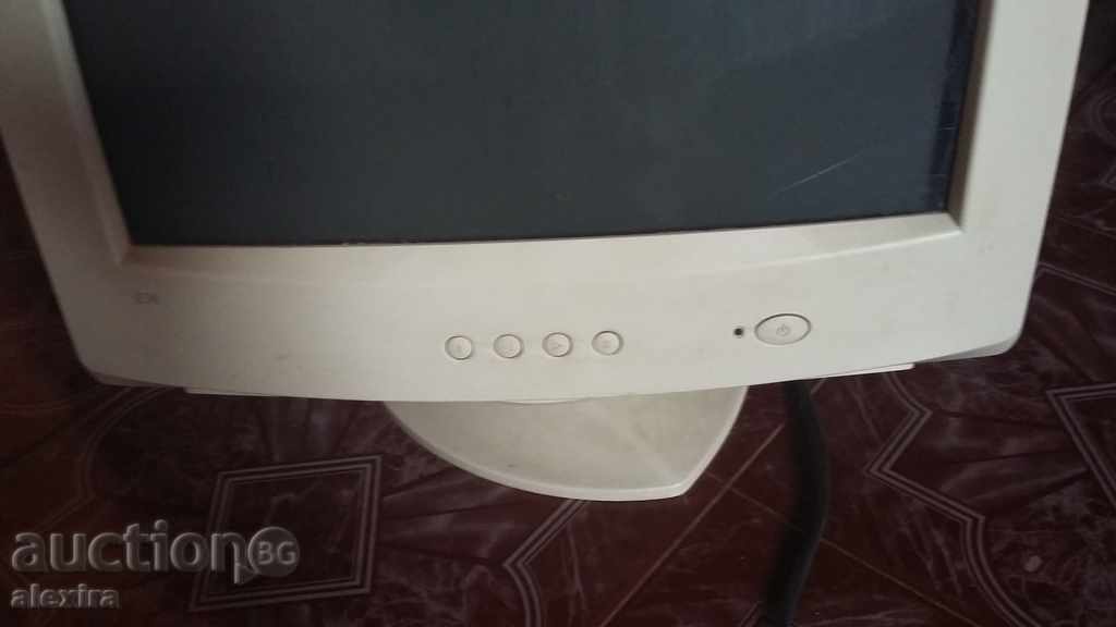 operating monitor ibm with price 25.00 BGN | € 12.78