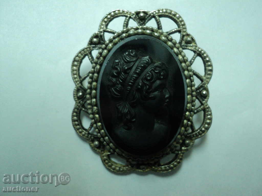 Delivery of KAMEA BROSHKA-VERY BEAUTIFUL Delivery of KAMEA BROSHKA-VERY BEAUTIFUL