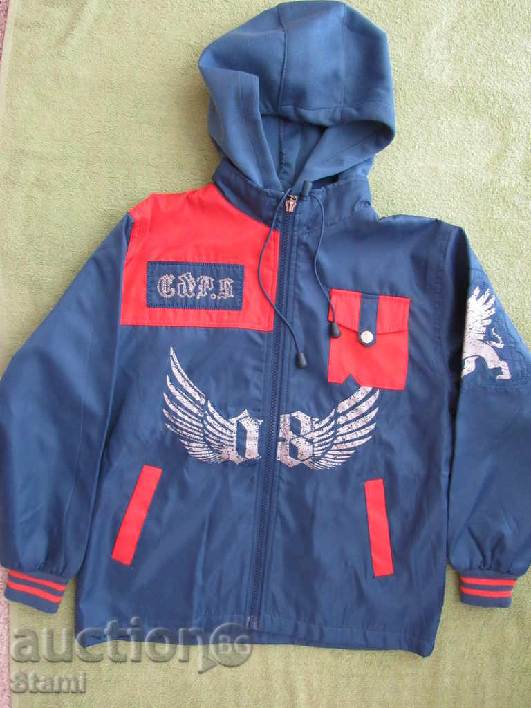 Ефектно спортно пролетно яке в синьо и оранжево размер 12, н с цена 16.00 лв. | € 8.18