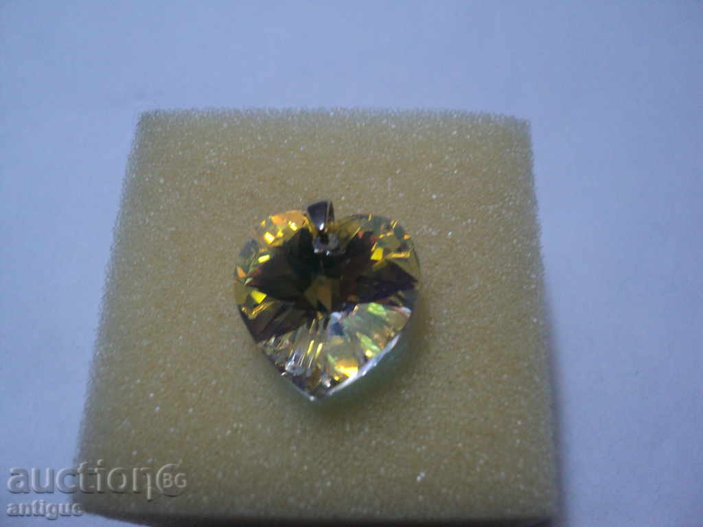 DESIGNER VISULKA -SREBRO with price 20.00 BGN | € 10.23 DESIGNER VISULKA -SREBRO with price 20.00 BGN | € 10.23