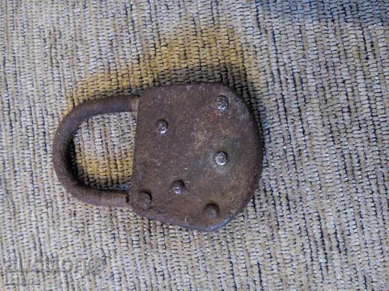 λουκέτο ιδανική με τιμή 4.00 BGN | € 2.05 λουκέτο ιδανική με τιμή 4.00 BGN | € 2.05