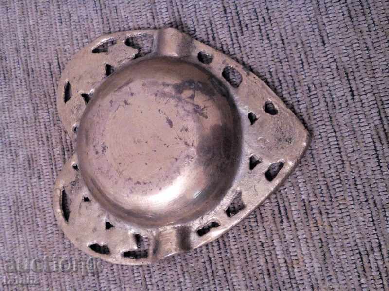 Bronze ashtray with price 15.00 BGN | € 7.67