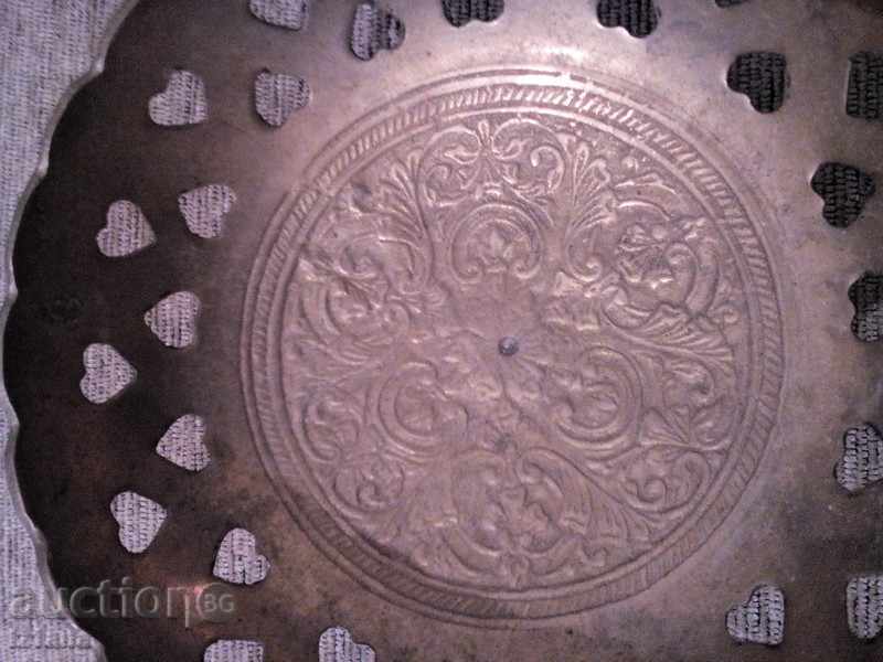 Auction Bronze Cup Auction Bronze Cup