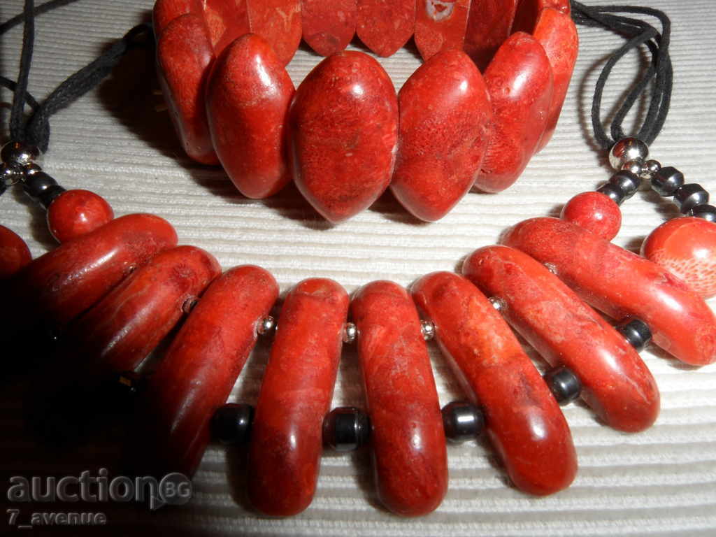 NECKLACE and BRACELET made of coral 40/4 cm, width 25mm with price 199.99 BGN | € 102.25 NECKLACE and BRACELET made of coral 40/4 cm, width 25mm with price 199.99 BGN | € 102.25