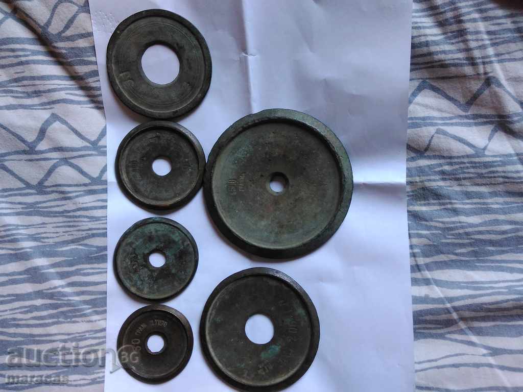 Old brass weights 19th century with price 79.00 BGN | € 40.39 Old brass weights 19th century with price 79.00 BGN | € 40.39