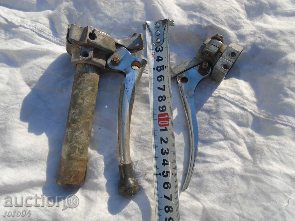 HANDLES - GAS, BRAKE FROM OLD RETRO ENGINE - 7 HANDLES - GAS, BRAKE FROM OLD RETRO ENGINE - 7