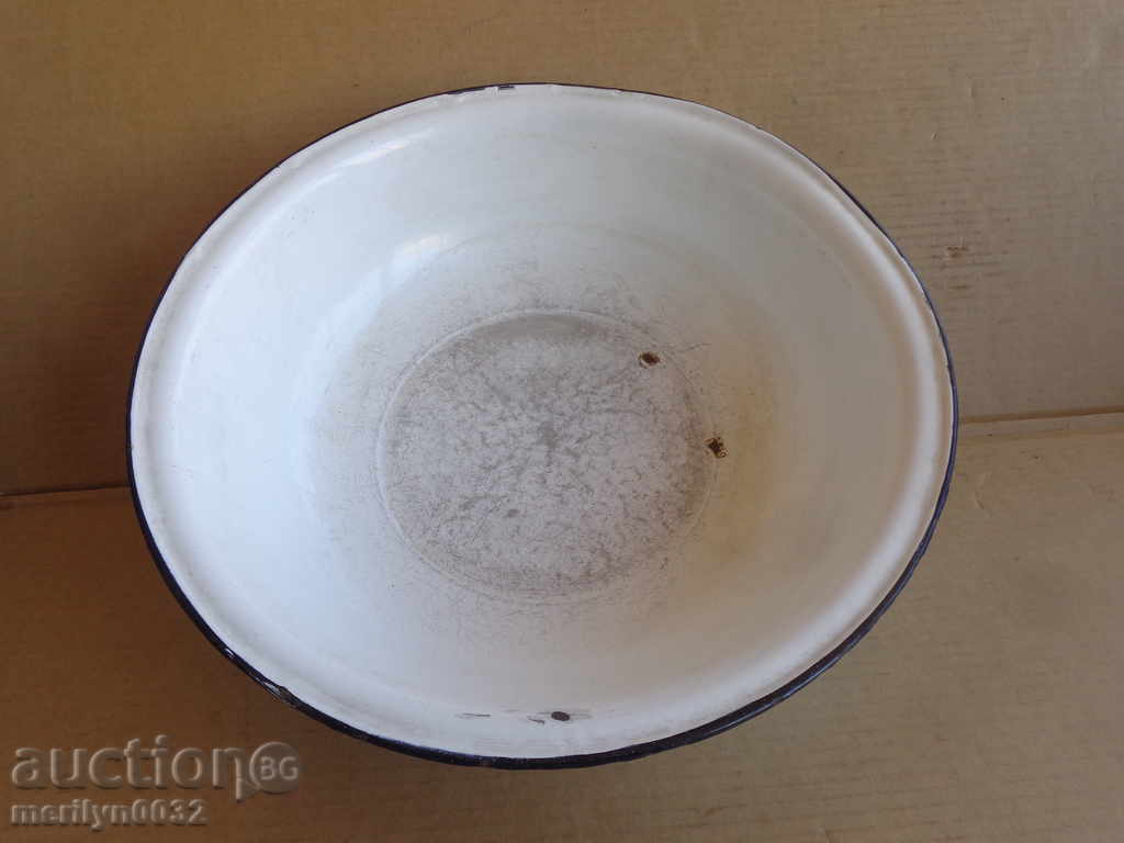 Auction Enameled basin, bowl, enamel bowl Auction Enameled basin, bowl, enamel bowl
