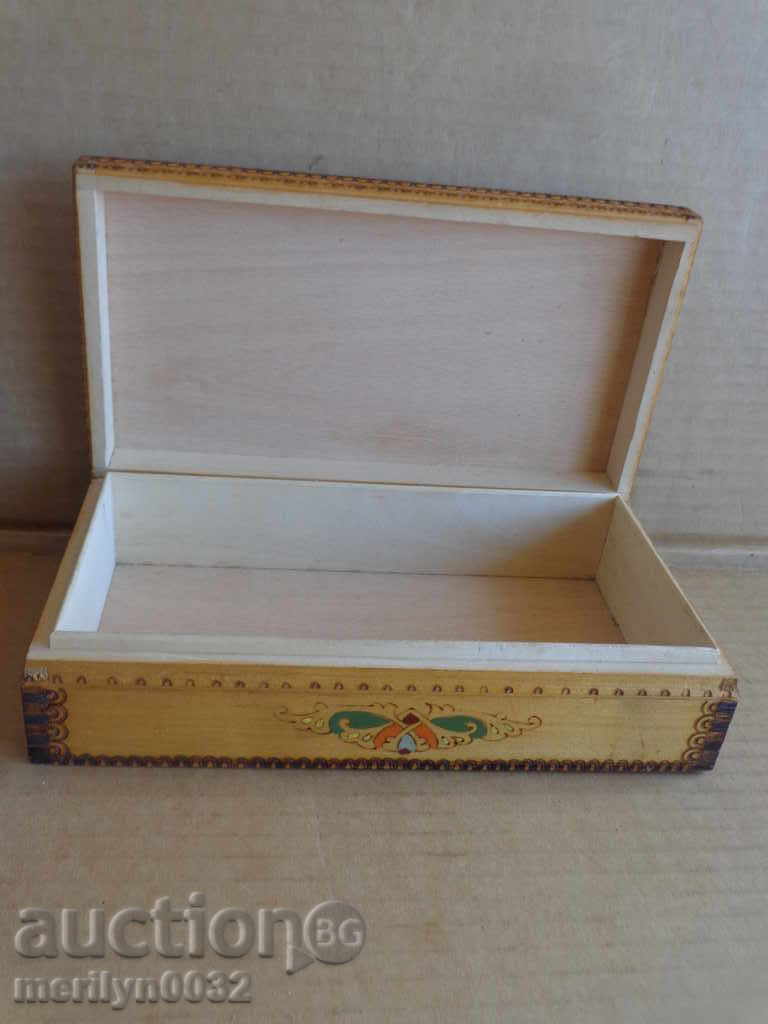 Auction Box for barber accessories, BNA, Bulgaria Auction Box for barber accessories, BNA, Bulgaria