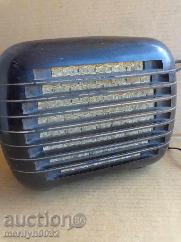 Old Bakelite radio station from the early Soviet era, radio speaker with price € 29.75 | 58.19 BGN