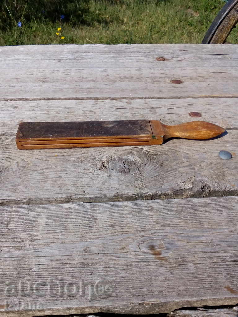 Auction An old wooden table Auction An old wooden table