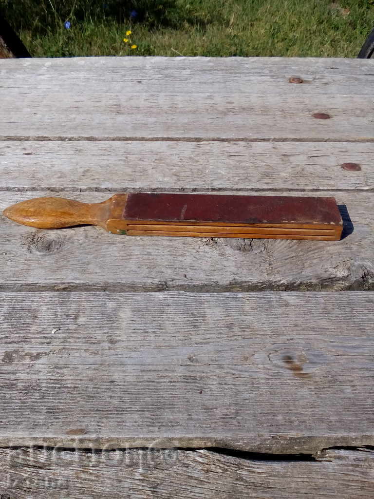 An old wooden table - 5 An old wooden table - 5