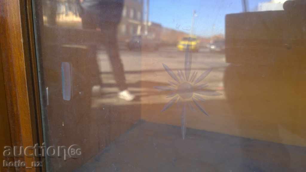 Auction 7674. OLD PORTMAN MIRROR Auction 7674. OLD PORTMAN MIRROR