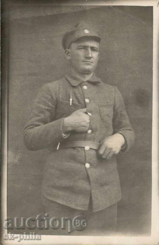 An old picture of a soldier
