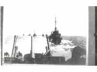 Foto veche - fotocopie nouă - Kriegsmarine în formare de luptă