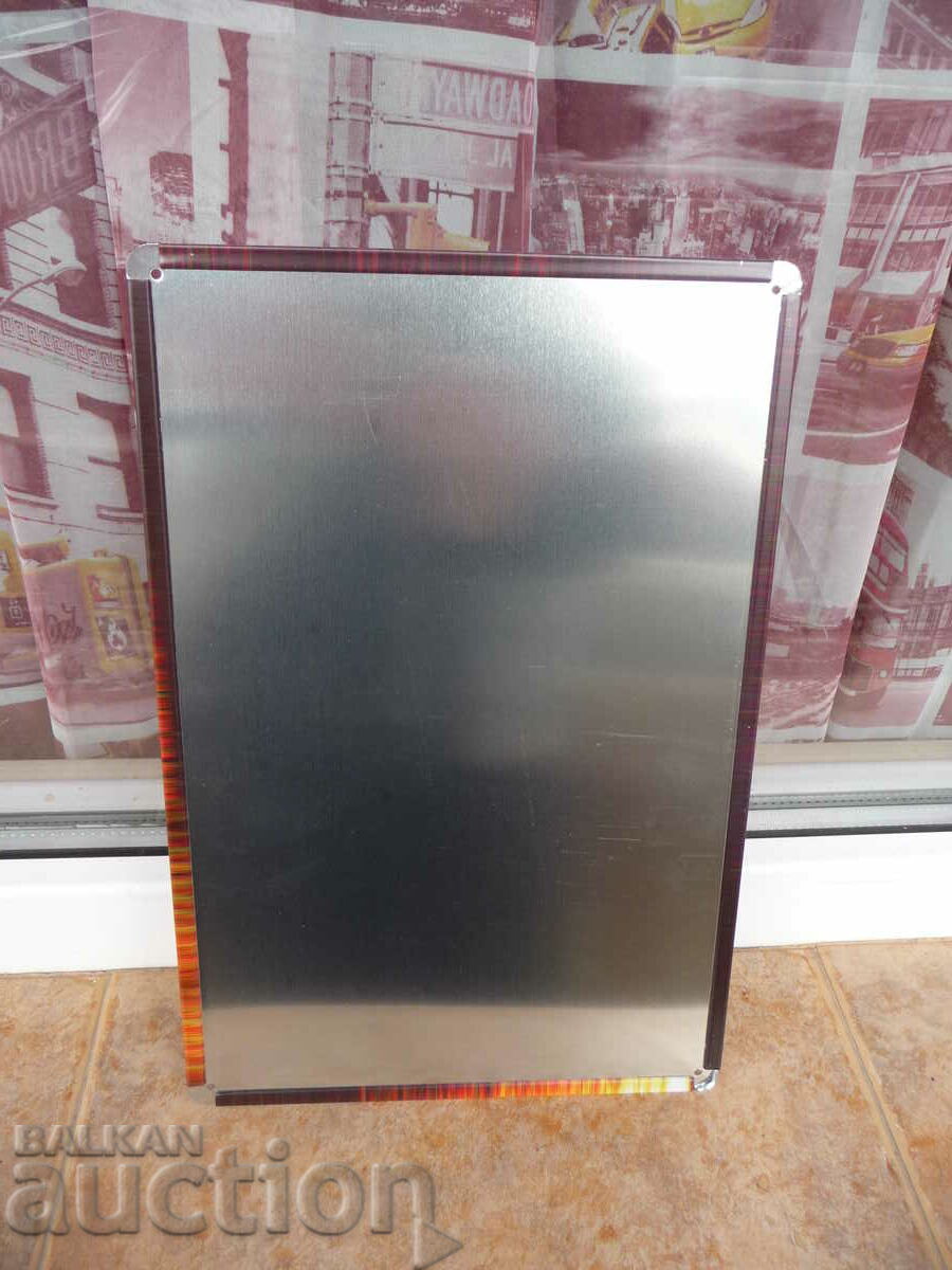 Delivery of Metal plate food seafood pannies pizzas Delivery of Metal plate food seafood pannies pizzas