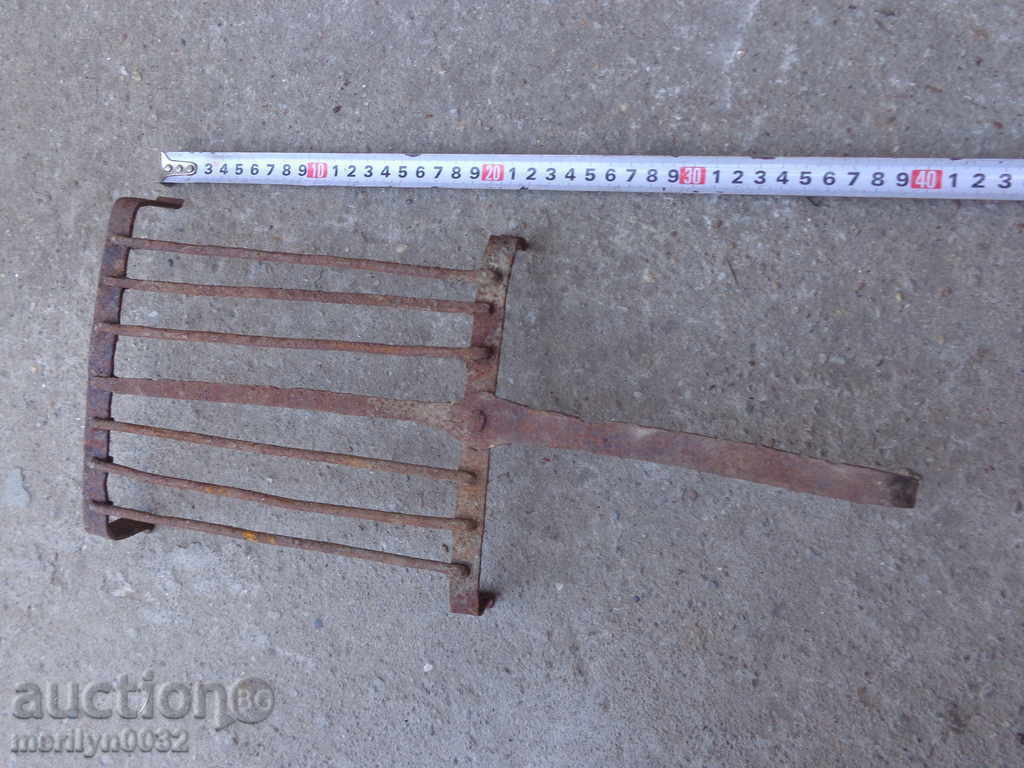An old hand-forged grill, a steak, wrought iron with price 46.00 BGN | € 23.52