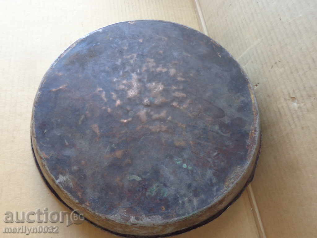 Banitsa tray, baker, tray, blue, copper pot with price 49.00 BGN | € 25.05 Banitsa tray, baker, tray, blue, copper pot with price 49.00 BGN | € 25.05