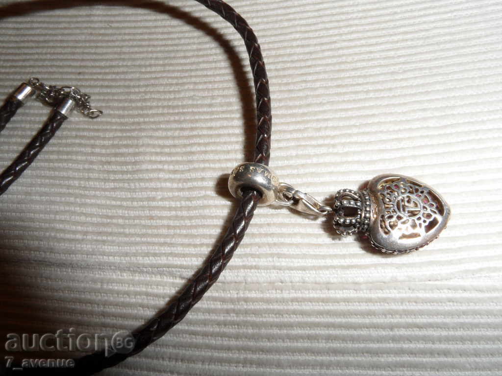 NECKLACE silver, leather 40 cm with rubies - Markovo-Thomas Sabo with price 899.00 BGN | € 459.65 NECKLACE silver, leather 40 cm with rubies - Markovo-Thomas Sabo with price 899.00 BGN | € 459.65