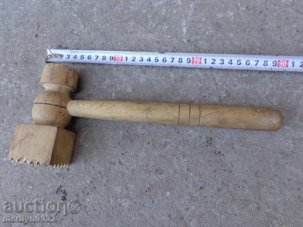 Delivery of Old wooden big hammer, tool, wooden Delivery of Old wooden big hammer, tool, wooden