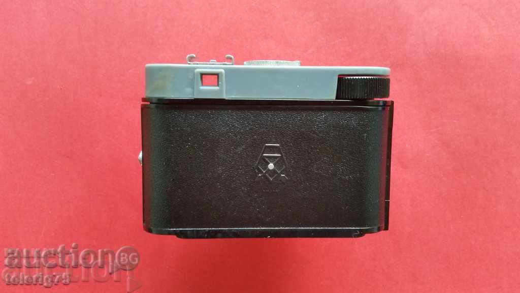 Delivery of Soviet Russian Star Retro Camera 'Smena 6' Delivery of Soviet Russian Star Retro Camera 'Smena 6'