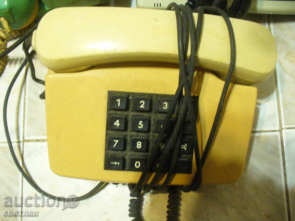 Delivery of LOT TELEPHONES Delivery of LOT TELEPHONES