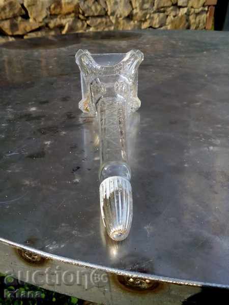 Delivery of An old bottle of perfume Delivery of An old bottle of perfume